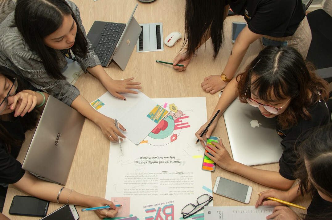 group of students in coding class